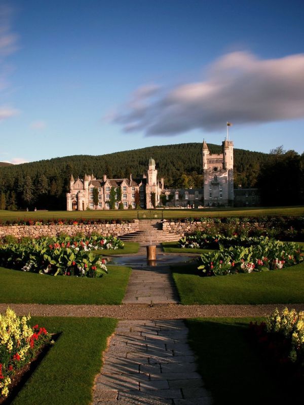 viaggi scotswold the royal memorabilia (5)
